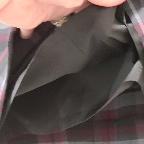 FLASH SALE!! Loft Skirt - Picture 3 of 8